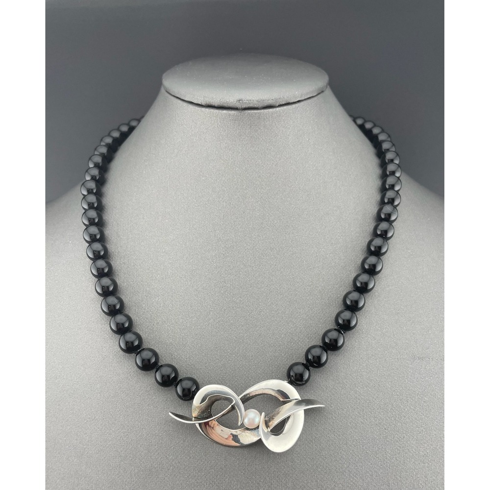 Vintage modernist sterling and onyx bead necklace w/ pearl accent artisan 80s